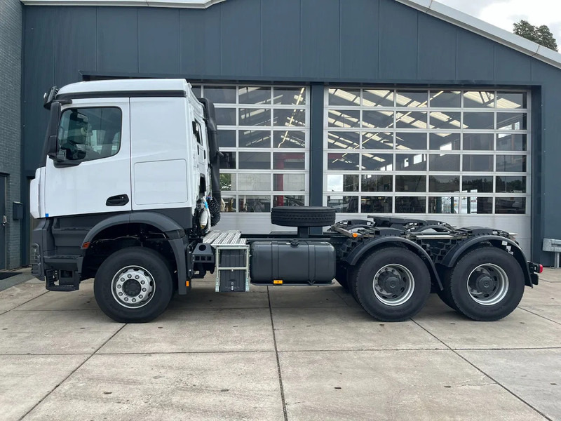 Mercedes-Benz Actros 3340 S 6x4 Tractor Head - شاحنة جرار: صور 2 Mercedes-Benz Actros 3340 S 6x4 Tractor Head - شاحنة جرار: صور 2