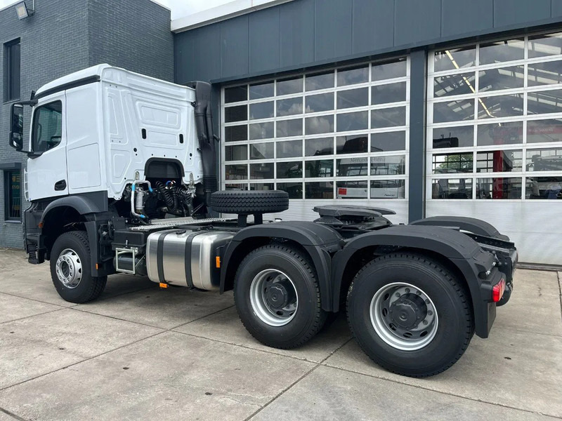 Mercedes-Benz Actros 3348 S 6x4 Tractor Head - شاحنة جرار: صور 4 Mercedes-Benz Actros 3348 S 6x4 Tractor Head - شاحنة جرار: صور 4