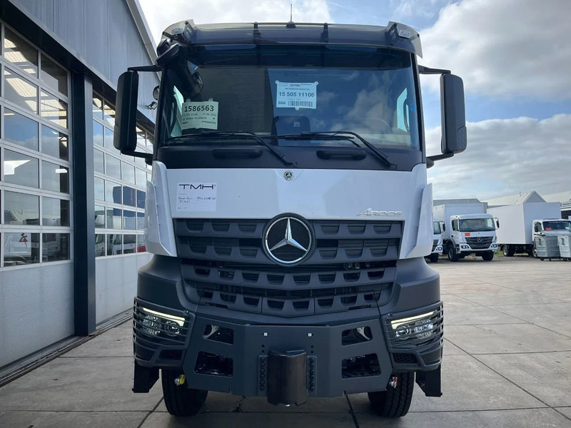 Mercedes-Benz Arocs 4058 AS 6x6 Tractor Head 180T Push Pull EURO-5 - شاحنة جرار: صور 4 Mercedes-Benz Arocs 4058 AS 6x6 Tractor Head 180T Push Pull EURO-5 - شاحنة جرار: صور 4