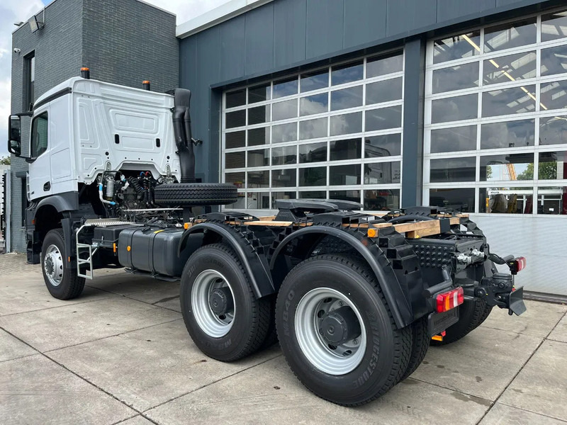 Mercedes-Benz Arocs 4058 AS 6x6 Tractor Head 180T Push Pull (Pre order) - شاحنة جرار: صور 3 Mercedes-Benz Arocs 4058 AS 6x6 Tractor Head 180T Push Pull (Pre order) - شاحنة جرار: صور 3