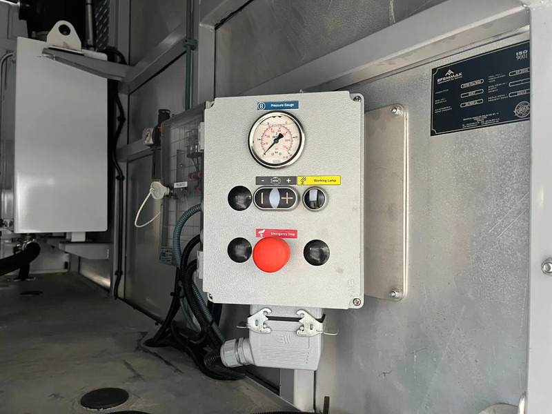 شاحنة صهريج جديد Mercedes-Benz Axor 3344 6x4 Water Tank Truck: صور 17 شاحنة صهريج جديد Mercedes-Benz Axor 3344 6x4 Water Tank Truck: صور 17