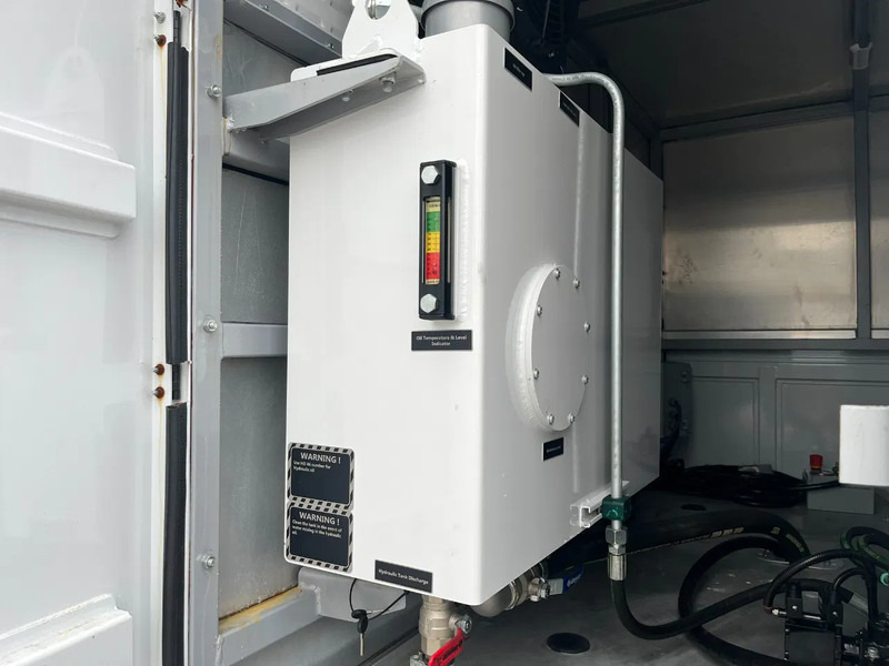 شاحنة صهريج جديد Mercedes-Benz Axor 3344 6x4 Water Tank Truck: صور 18 شاحنة صهريج جديد Mercedes-Benz Axor 3344 6x4 Water Tank Truck: صور 18