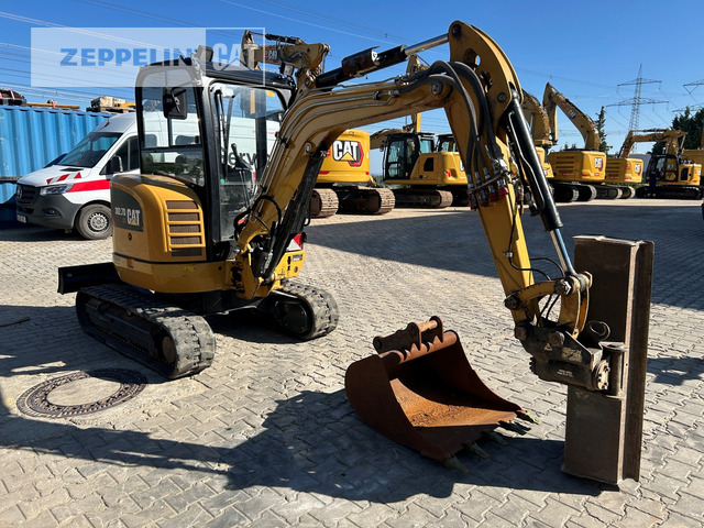 Cat 302.7D - حفارة مصغرة: صور 4 Cat 302.7D - حفارة مصغرة: صور 4