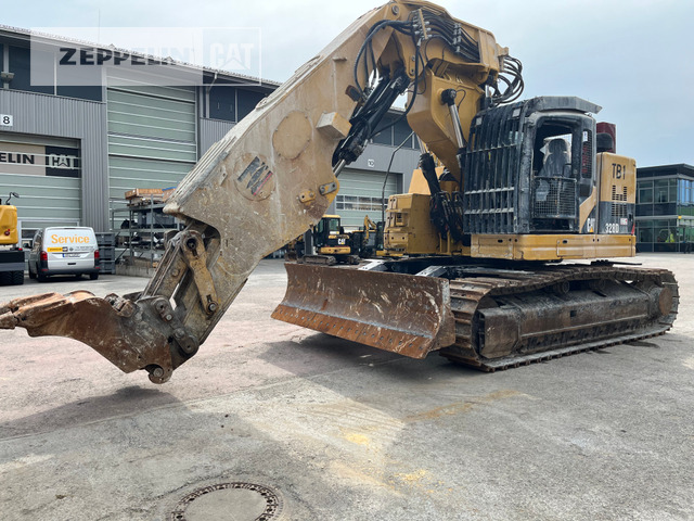 Cat 328DTUNNEL - آلة حفر الأنفاق: صور 1 Cat 328DTUNNEL - آلة حفر الأنفاق: صور 1