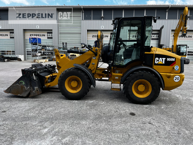 Cat 908M - اللودر بعجل: صور 1 Cat 908M - اللودر بعجل: صور 1