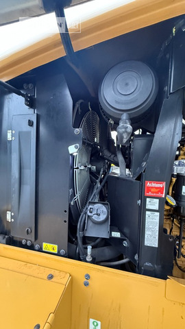 اللودر بعجل Cat 926M: صور 30 اللودر بعجل Cat 926M: صور 30