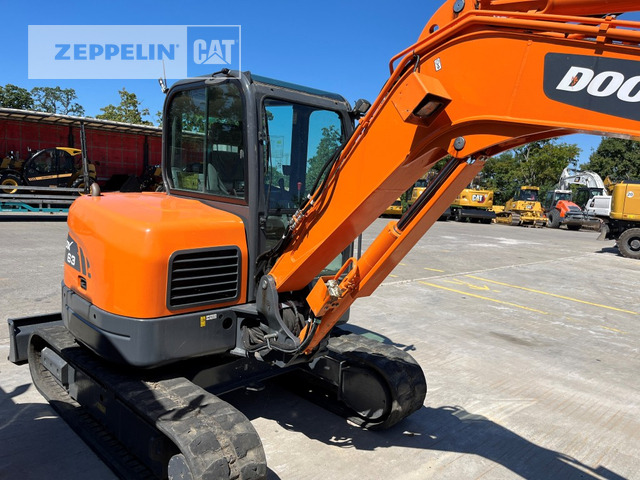 Doosan DX63-3 - حفارة مصغرة: صور 4 Doosan DX63-3 - حفارة مصغرة: صور 4