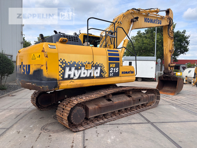 Komatsu HB215LC-2 - حفارات زحافة: صور 3 Komatsu HB215LC-2 - حفارات زحافة: صور 3