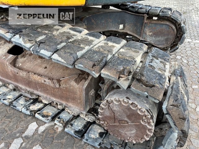 Komatsu PC228 - حفارات زحافة: صور 5 Komatsu PC228 - حفارات زحافة: صور 5