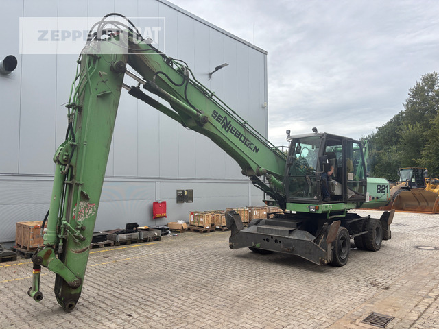 Sennebogen 821 - حفارة النقل والشحن: صور 1 Sennebogen 821 - حفارة النقل والشحن: صور 1