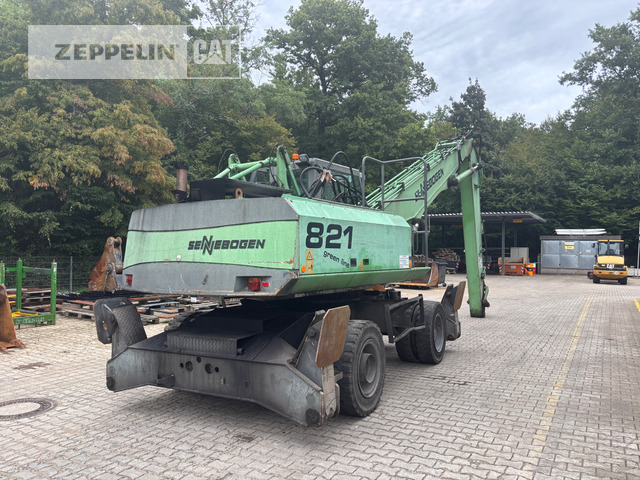 Sennebogen 821 - حفارة النقل والشحن: صور 3 Sennebogen 821 - حفارة النقل والشحن: صور 3