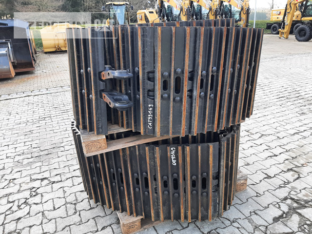 Sonstiges 325-07 Laufwerk 600m - مسارات للحفارات - آلات البناء: صور 1 Sonstiges 325-07 Laufwerk 600m - مسارات للحفارات - آلات البناء: صور 1