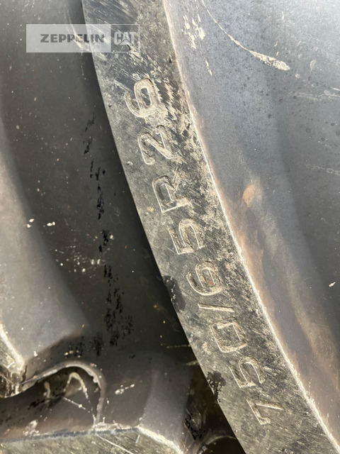 Sonstiges Reifen 750/65 R26 - الإطارات - آلات البناء: صور 2 Sonstiges Reifen 750/65 R26 - الإطارات - آلات البناء: صور 2