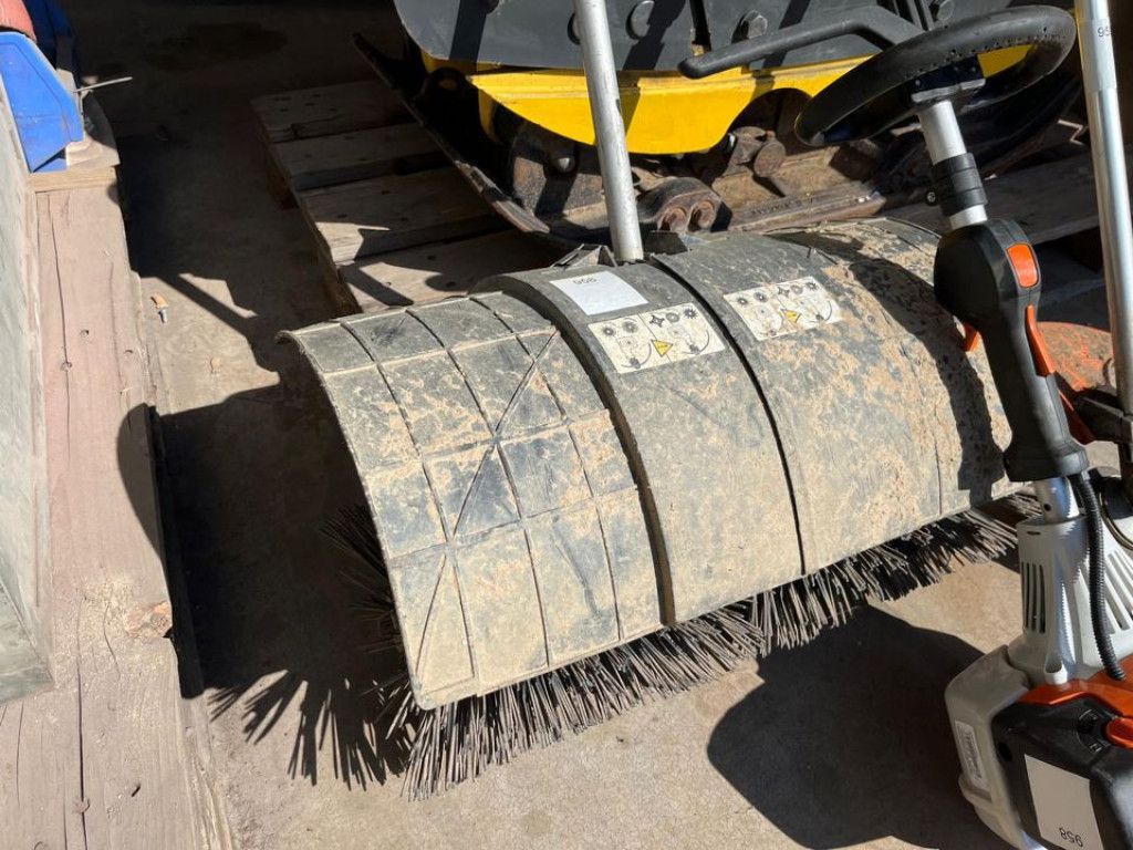 Kombimotor KM 131/R Kleinteile - معدات الحدائق: صور 2 Kombimotor KM 131/R Kleinteile - معدات الحدائق: صور 2