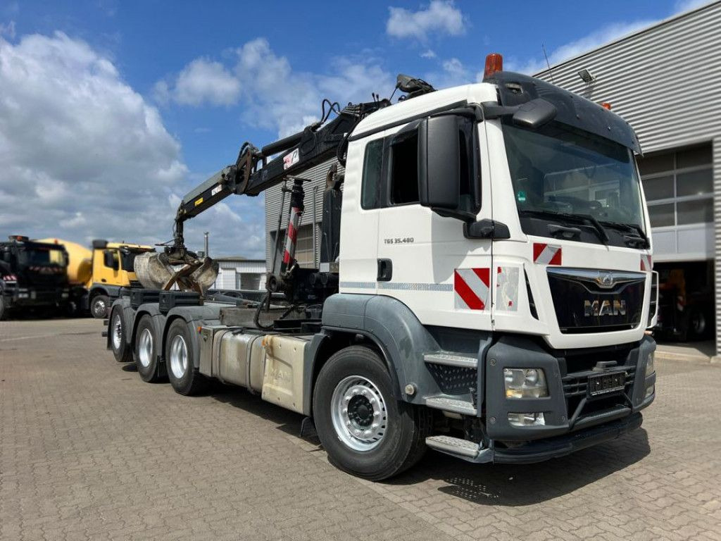 MAN TG-S 35.480 8x4 BL Abrollkipper mit Kran Penz-15 - شاحنة ذات الخطاف, شاحنة كرين: صور 2 MAN TG-S 35.480 8x4 BL Abrollkipper mit Kran Penz-15 - شاحنة ذات الخطاف, شاحنة كرين: صور 2