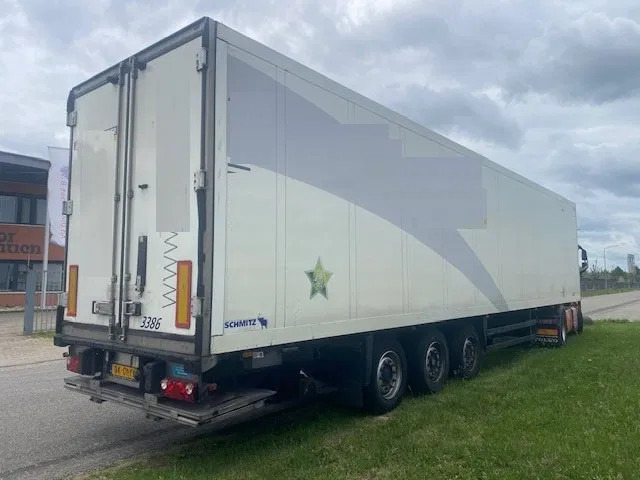 Schmitz Cargobull sko koelvries met carrier vector motor, saf assen disc brakes, 2 x lift , tuv gultig - مبردة نصف مقطورة: صور 2 Schmitz Cargobull sko koelvries met carrier vector motor, saf assen disc brakes, 2 x lift , tuv gultig - مبردة نصف مقطورة: صور 2