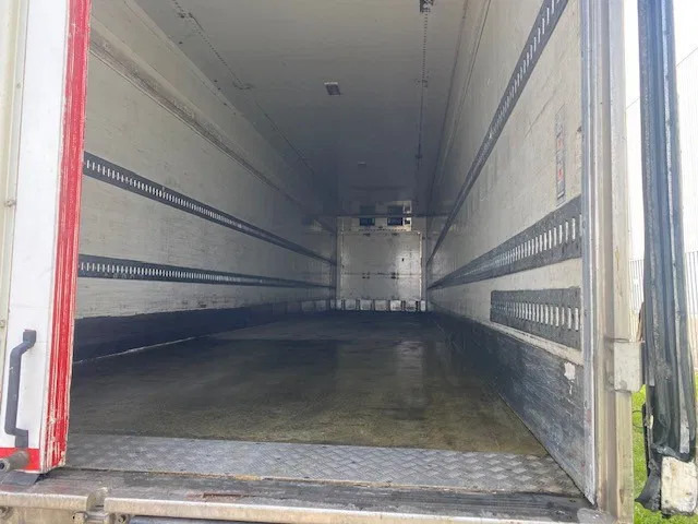 Van Eck koelvries 3 asser stuuras,met carrier vector koelmotor, apk gekeurd - مبردة نصف مقطورة: صور 4 Van Eck koelvries 3 asser stuuras,met carrier vector koelmotor, apk gekeurd - مبردة نصف مقطورة: صور 4