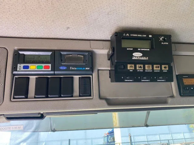 Volvo FM 330 2 temp koelvriesbak , 760 lang, 2 comp, carrier koeler, D"hollandia klep - مبردة شاحنة: صور 5 Volvo FM 330 2 temp koelvriesbak , 760 lang, 2 comp, carrier koeler, D"hollandia klep - مبردة شاحنة: صور 5