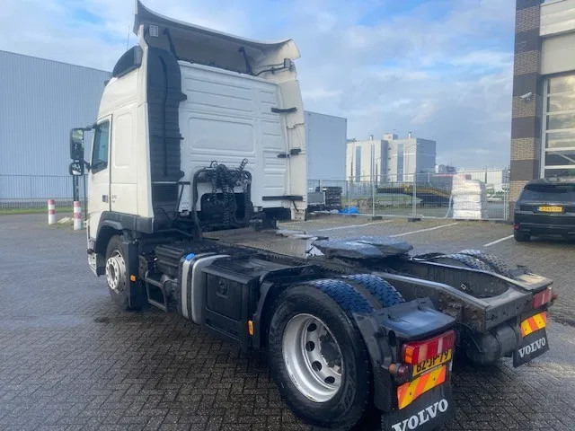 Volvo FM 370 trekker globetrotter, i shift, euro 5, low km.... - شاحنة جرار: صور 4 Volvo FM 370 trekker globetrotter, i shift, euro 5, low km.... - شاحنة جرار: صور 4