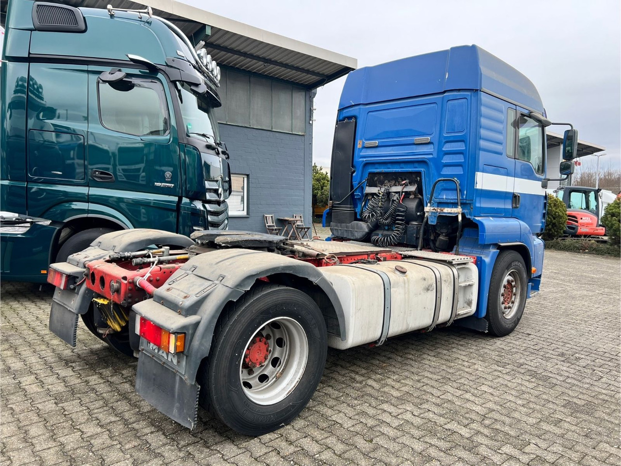 MAN TGA 18.430 BLS Hydraulik Kipper Walkingfloor - شاحنة جرار: صور 3 MAN TGA 18.430 BLS Hydraulik Kipper Walkingfloor - شاحنة جرار: صور 3