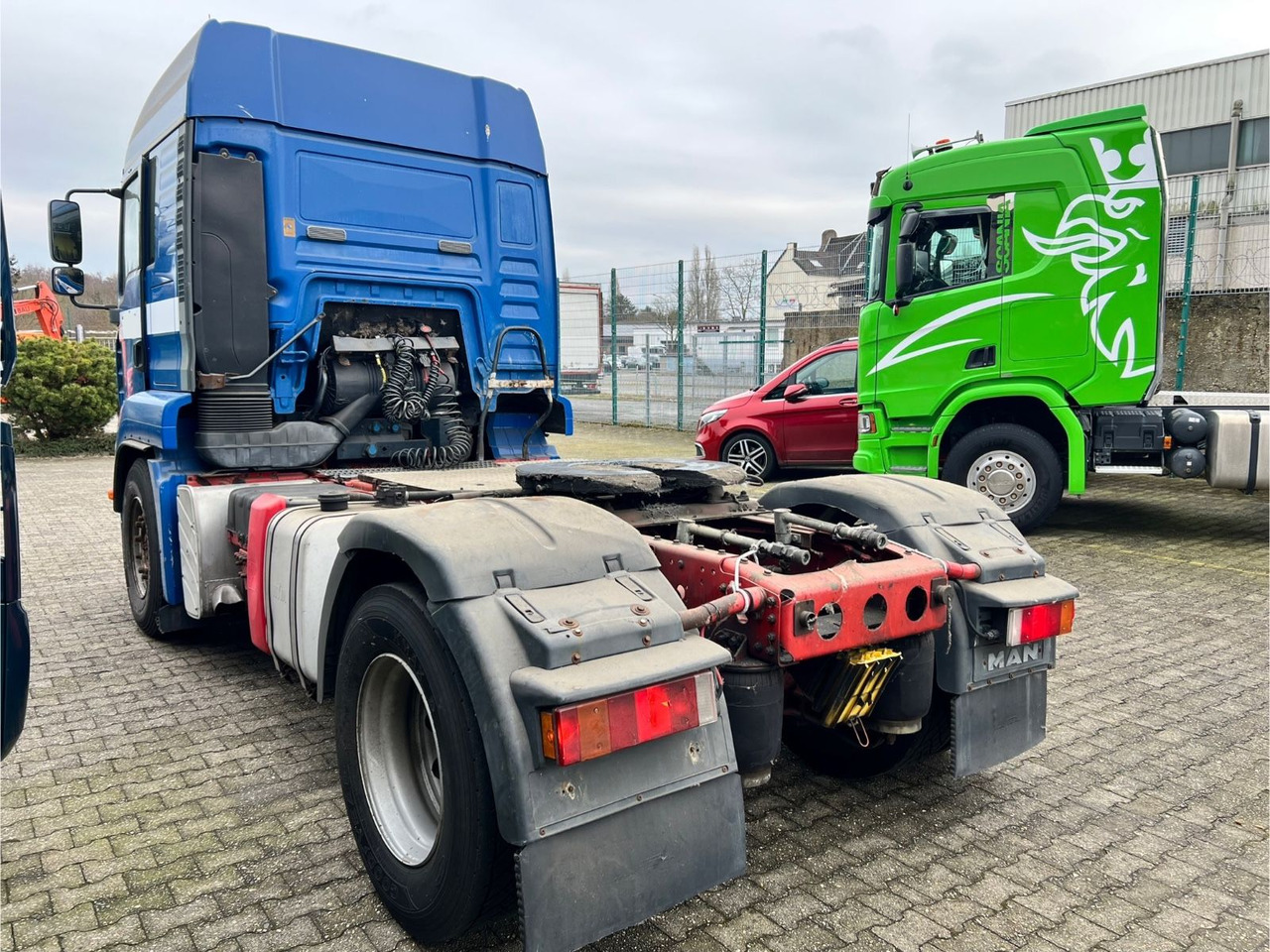 MAN TGA 18.430 BLS Hydraulik Kipper Walkingfloor - شاحنة جرار: صور 4 MAN TGA 18.430 BLS Hydraulik Kipper Walkingfloor - شاحنة جرار: صور 4