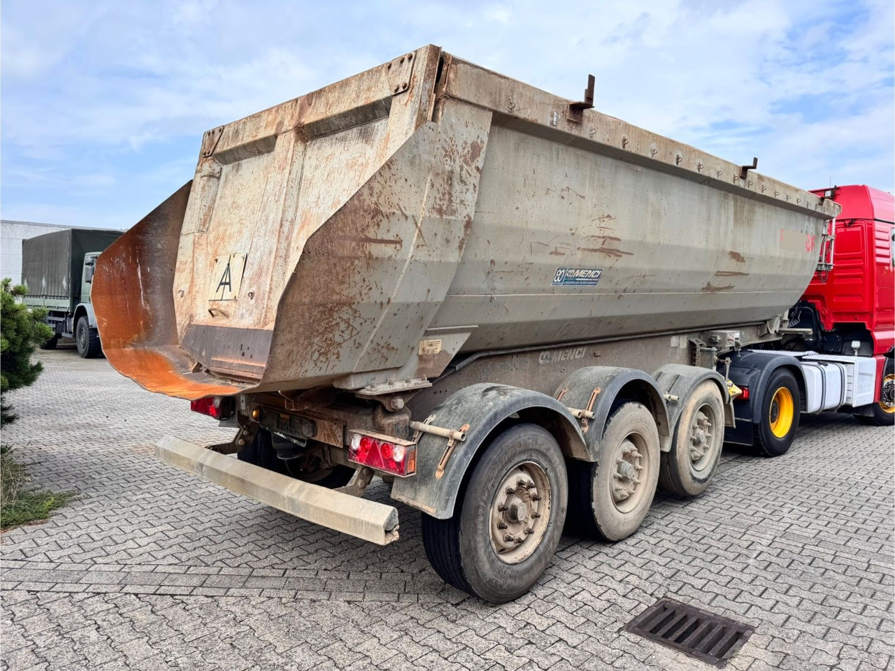 Menci SA700R Kipper Mulde 27m³ Lift Stahl 3 Stück - قلابة نصف مقطورة: صور 5 Menci SA700R Kipper Mulde 27m³ Lift Stahl 3 Stück - قلابة نصف مقطورة: صور 5