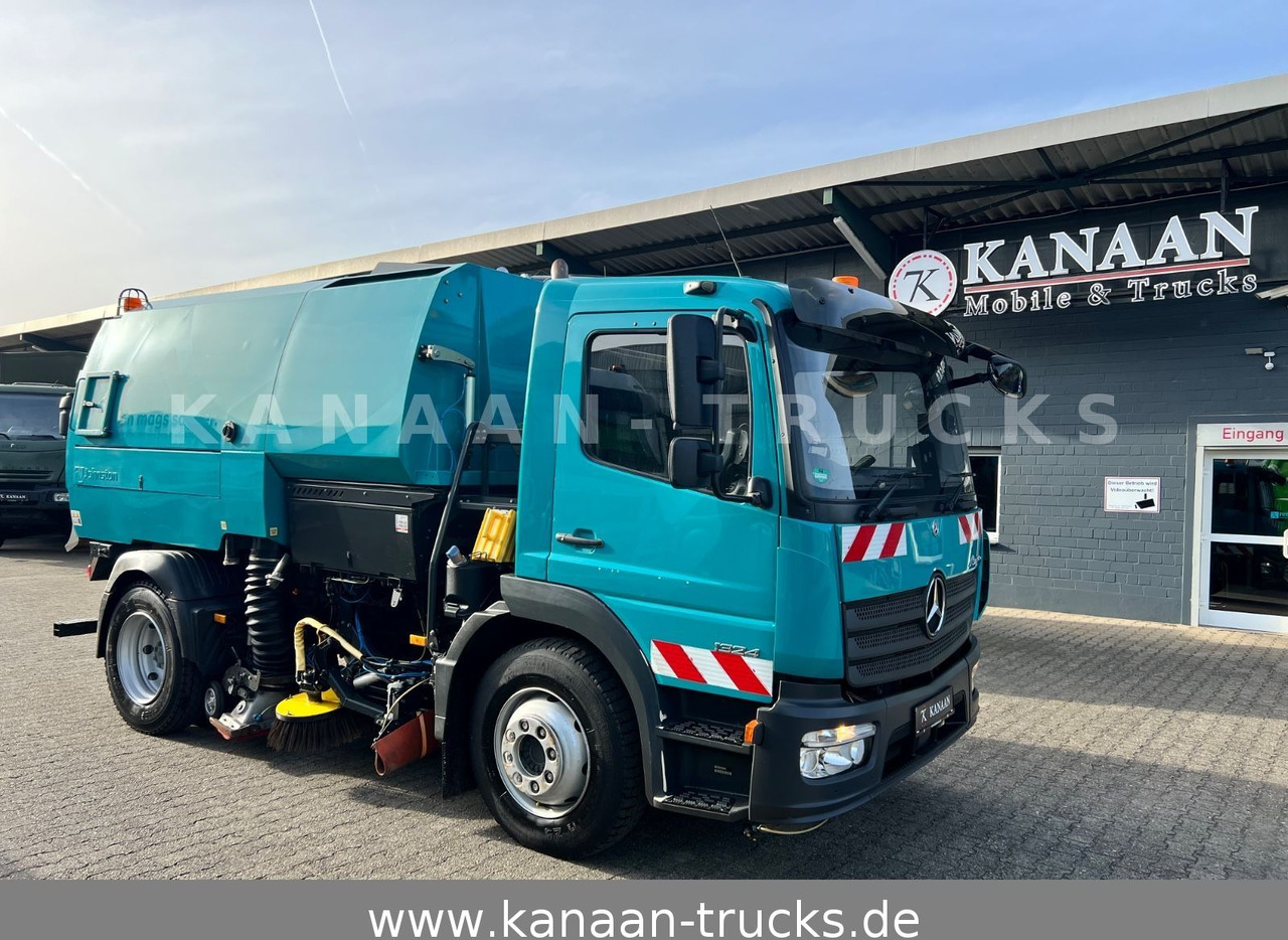 Mercedes-Benz 1324 Atego Johnston VT652 120TKM Euro6b - سياره كنس شوارع: صور 1 Mercedes-Benz 1324 Atego Johnston VT652 120TKM Euro6b - سياره كنس شوارع: صور 1