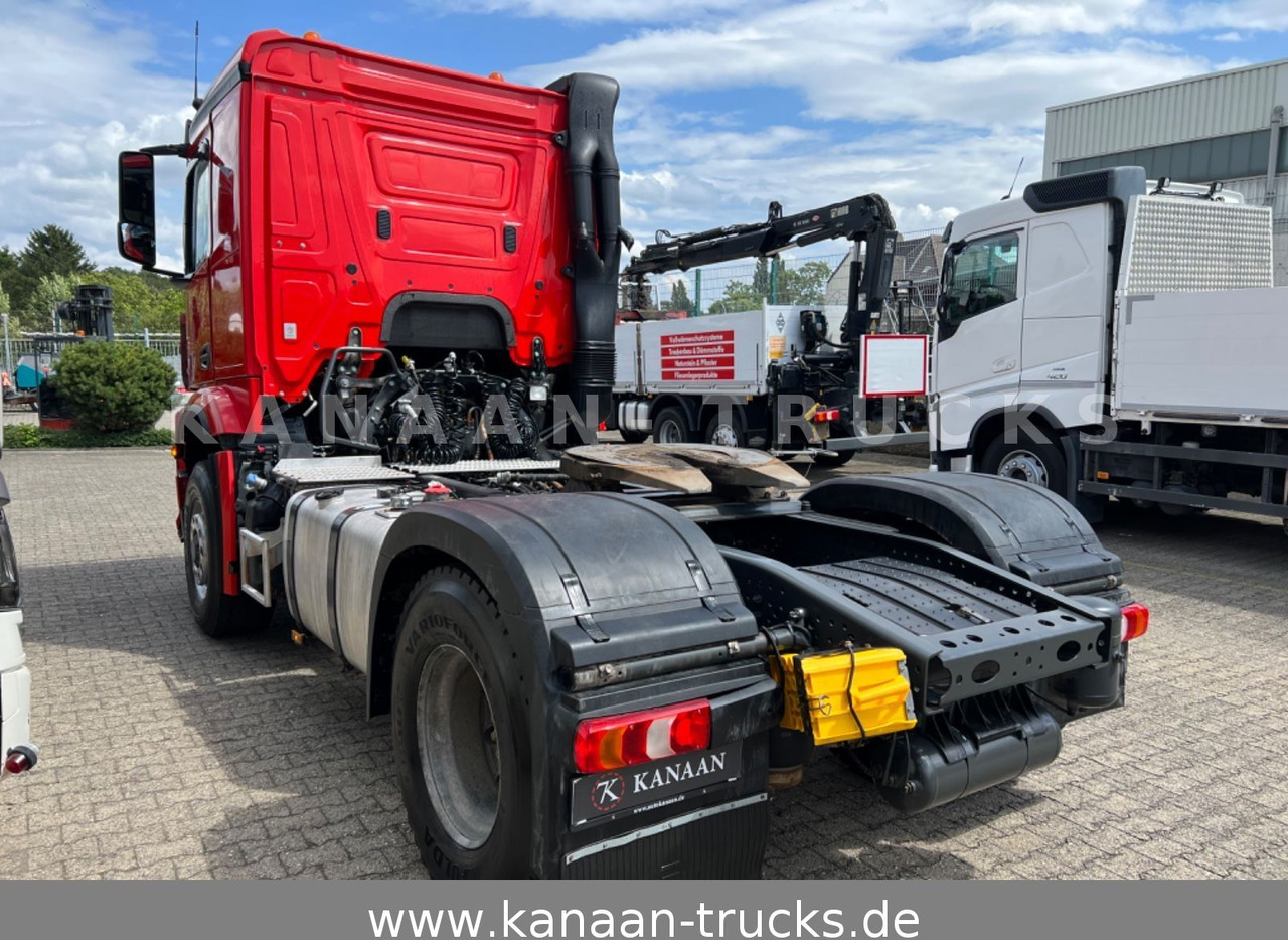 Mercedes-Benz 1846 Arocs LS HAD 4x4 KipperHydraulik - شاحنة جرار: صور 3 Mercedes-Benz 1846 Arocs LS HAD 4x4 KipperHydraulik - شاحنة جرار: صور 3