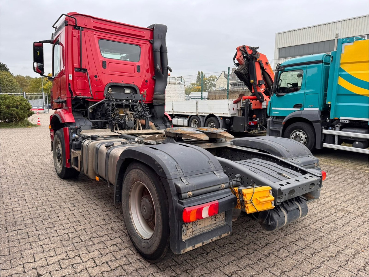 Mercedes-Benz 1848 Arocs 4 HAD 4x4 Kipphydraulik TÜV Neu - شاحنة جرار: صور 4 Mercedes-Benz 1848 Arocs 4 HAD 4x4 Kipphydraulik TÜV Neu - شاحنة جرار: صور 4