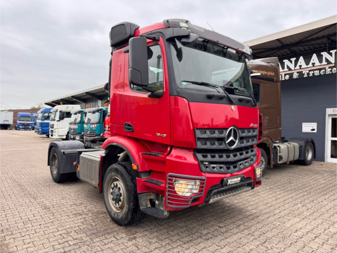 Mercedes-Benz 1848 Arocs 4 HAD 4x4 Kipphydraulik TÜV Neu - شاحنة جرار: صور 1 Mercedes-Benz 1848 Arocs 4 HAD 4x4 Kipphydraulik TÜV Neu - شاحنة جرار: صور 1