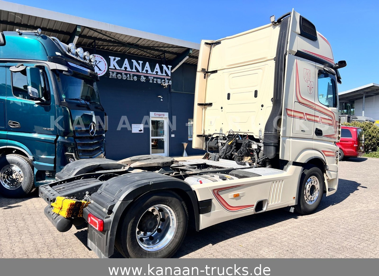 Mercedes-Benz 1848 LS Actros 5 GigaSpace - شاحنة جرار: صور 4 Mercedes-Benz 1848 LS Actros 5 GigaSpace - شاحنة جرار: صور 4
