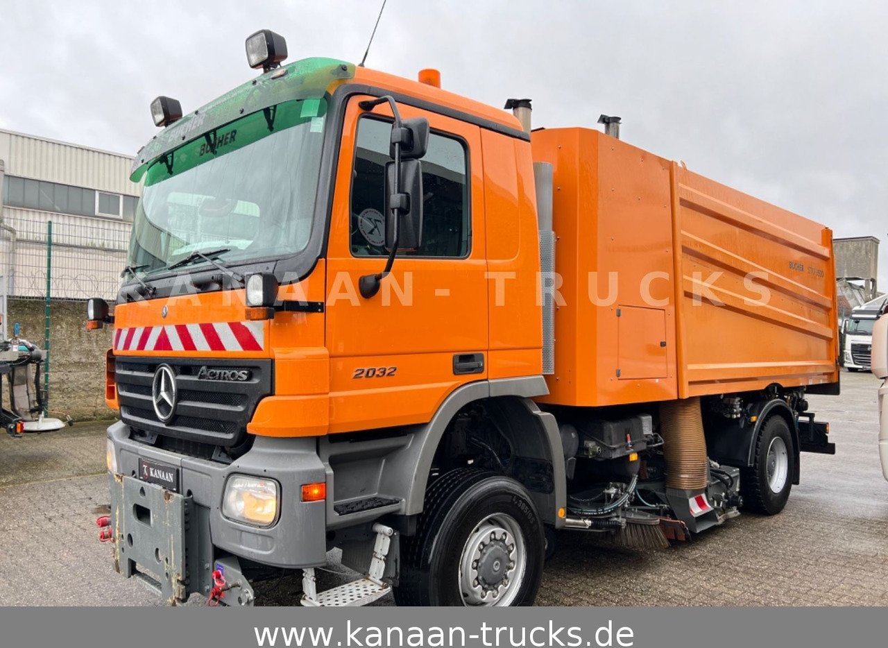 Mercedes-Benz 2032 Actros 4x4 Bucher STKF 9500 AIRPORT KLIMA - سياره كنس شوارع: صور 3 Mercedes-Benz 2032 Actros 4x4 Bucher STKF 9500 AIRPORT KLIMA - سياره كنس شوارع: صور 3
