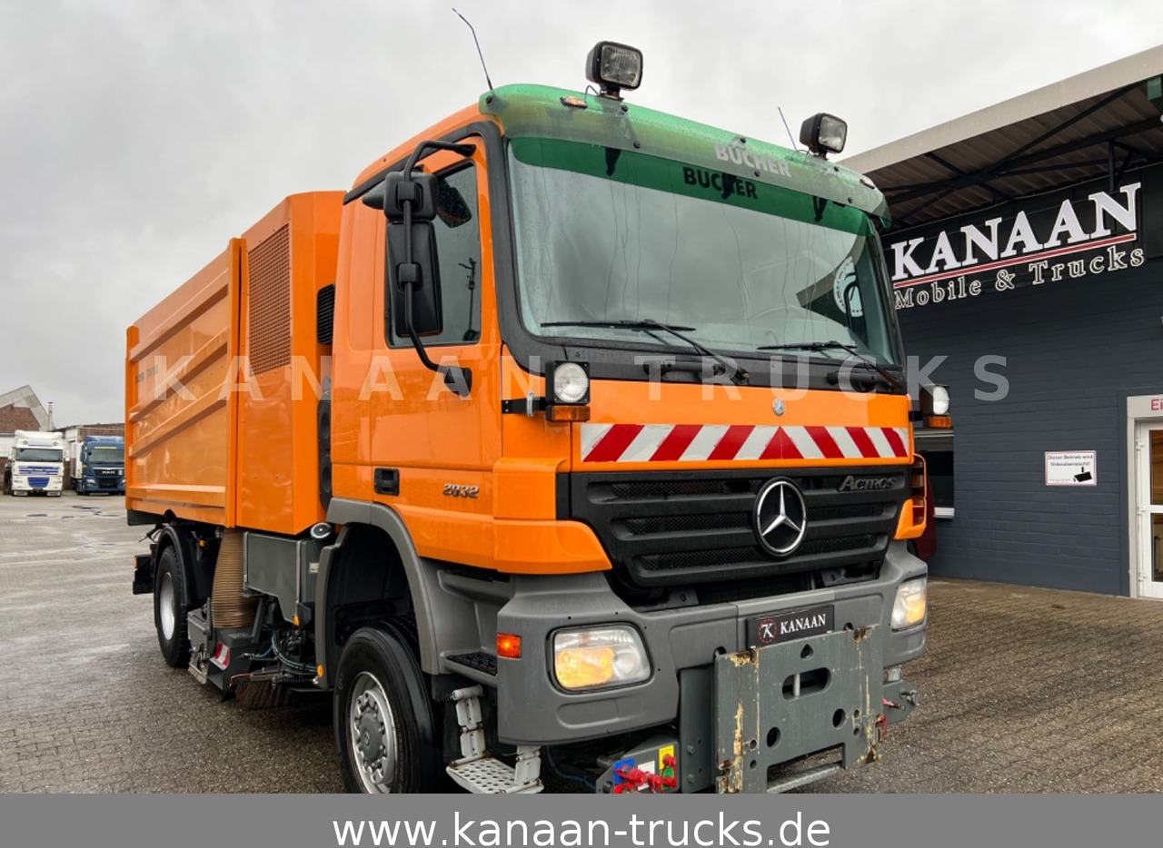 Mercedes-Benz 2032 Actros 4x4 Bucher STKF 9500 AIRPORT KLIMA - سياره كنس شوارع: صور 1 Mercedes-Benz 2032 Actros 4x4 Bucher STKF 9500 AIRPORT KLIMA - سياره كنس شوارع: صور 1