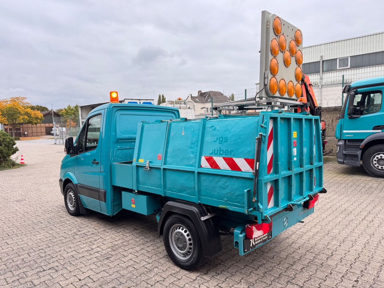 Mercedes-Benz 313 CDI Sprinter II Bertsche Müllwagen Tafel - شاحنة القمامة: صور 4 Mercedes-Benz 313 CDI Sprinter II Bertsche Müllwagen Tafel - شاحنة القمامة: صور 4