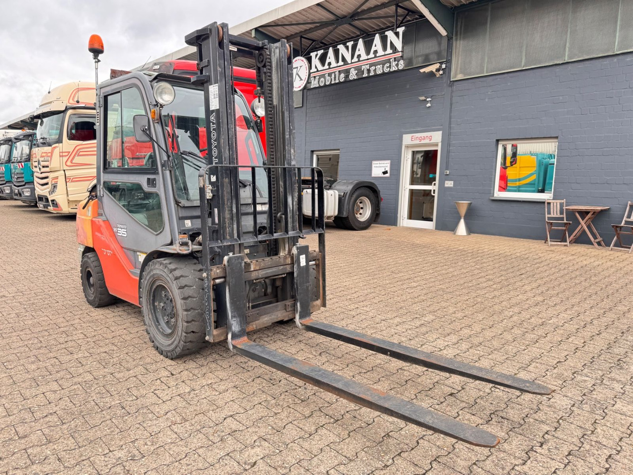 Toyota Tonero 35  Diesel Stapler 3.274h  Sideshift - رافعة شوكية ديزل: صور 1 Toyota Tonero 35  Diesel Stapler 3.274h  Sideshift - رافعة شوكية ديزل: صور 1