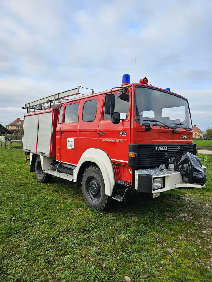 Iveco 75-16 Feuerwehr Allrad 90-16 - الشاحنات الصغيرة: صور 1 Iveco 75-16 Feuerwehr Allrad 90-16 - الشاحنات الصغيرة: صور 1