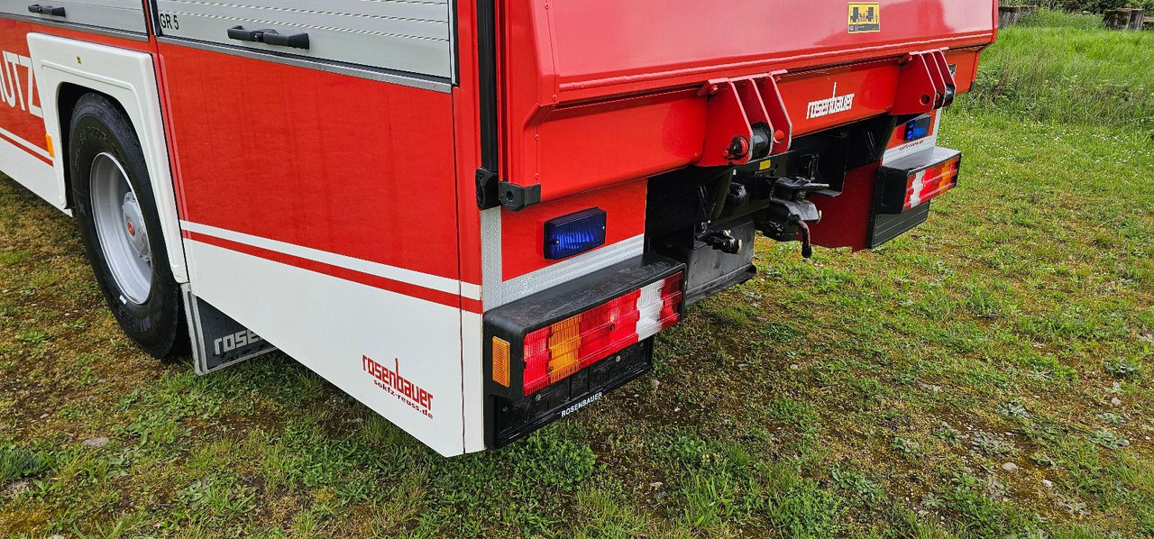 شاحنة Mercedes-Benz Feuerwehr 4 Sitzer Klima SK1827 V6 Traumzustand: صور 8