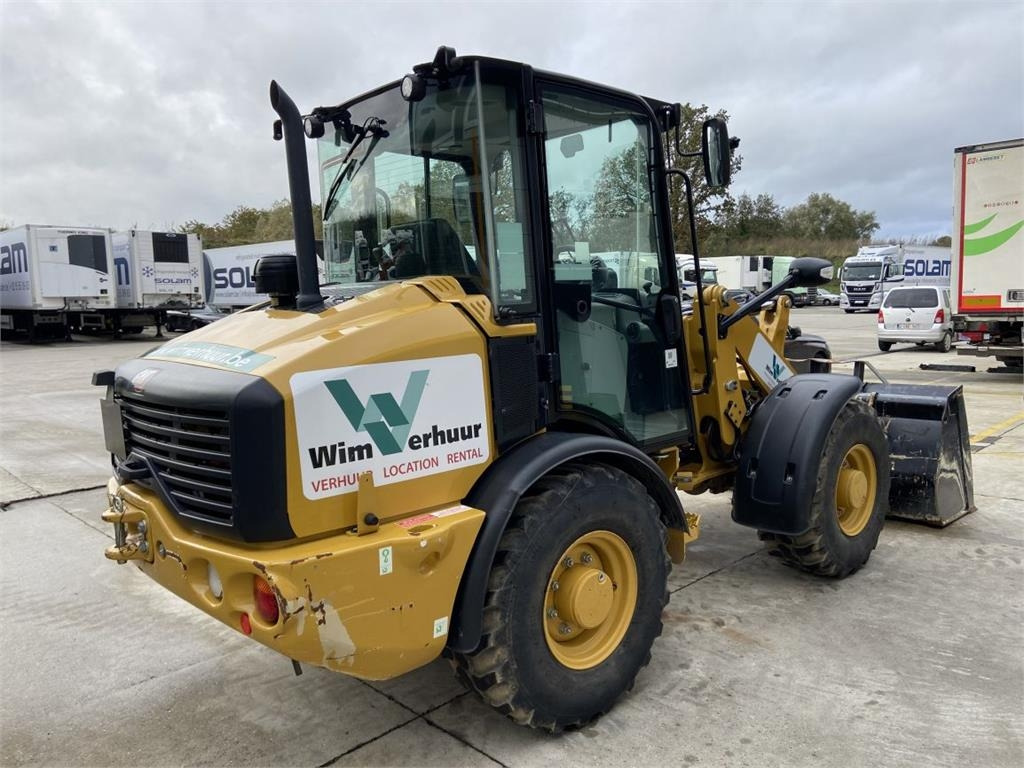CAT 906M (7164)  - لودر مفصلي صغير: صور 5 CAT 906M (7164)  - لودر مفصلي صغير: صور 5