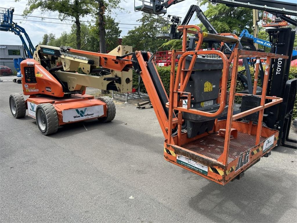 JLG E450AJ (2005) - رافعات سلة مفصلية: صور 1 JLG E450AJ (2005) - رافعات سلة مفصلية: صور 1