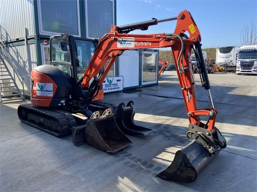 Kubota U50-5 (5020) - حفارة مصغرة: صور 4 Kubota U50-5 (5020) - حفارة مصغرة: صور 4