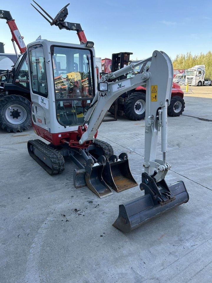 Takeuchi TB216 (11387) - حفارة مصغرة: صور 4 Takeuchi TB216 (11387) - حفارة مصغرة: صور 4