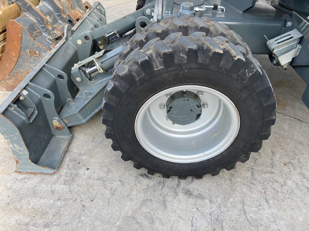 حفارة على عجلات Wacker Neuson EW 100: صور 6