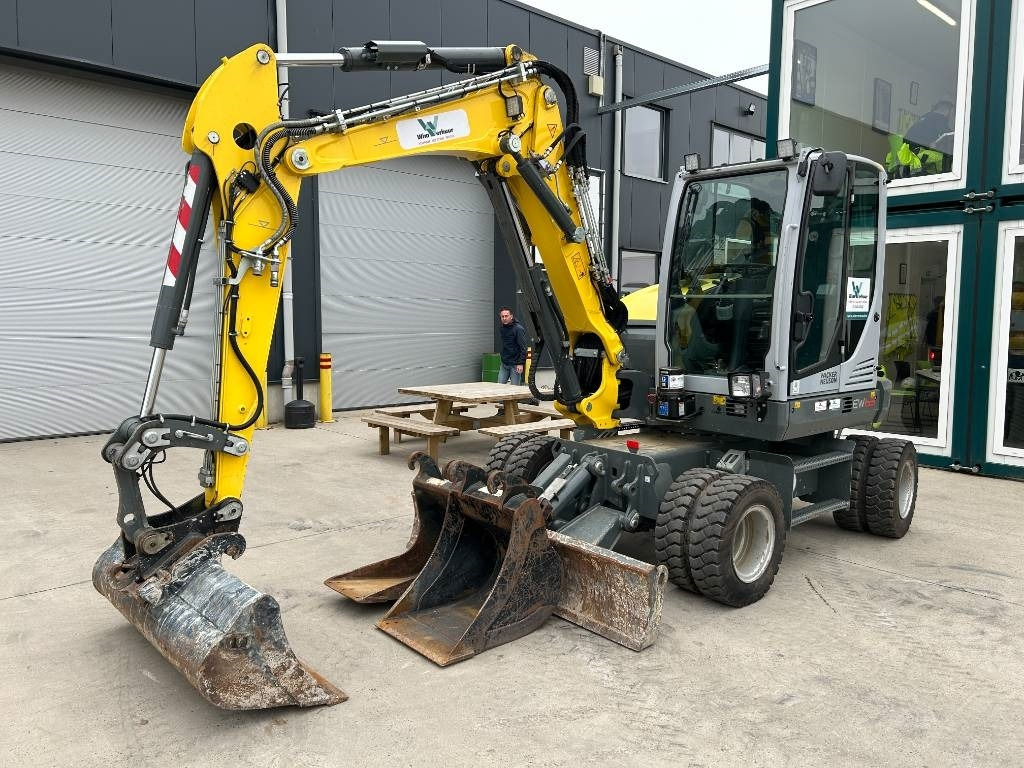 Wacker Neuson EW 65 - حفارة على عجلات: صور 2 Wacker Neuson EW 65 - حفارة على عجلات: صور 2