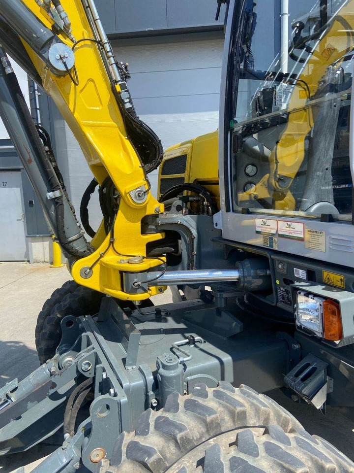 Wacker Neuson EW100 (7057) - حفارة على عجلات: صور 4 Wacker Neuson EW100 (7057) - حفارة على عجلات: صور 4