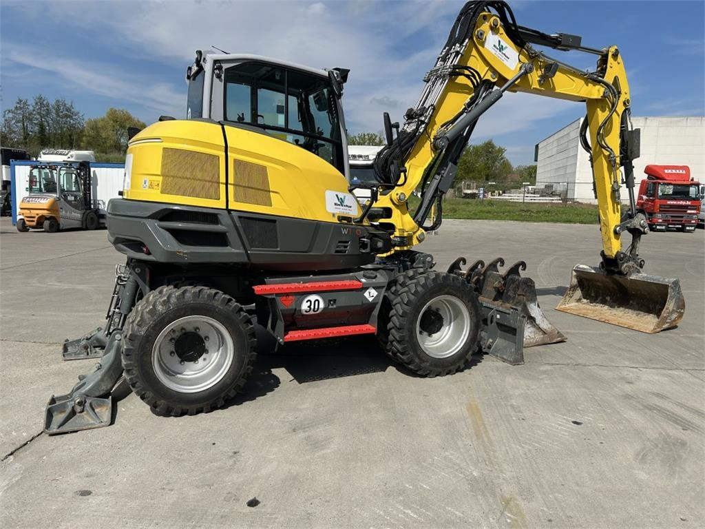 Wacker Neuson EW100 (9020) - حفارة على عجلات: صور 3 Wacker Neuson EW100 (9020) - حفارة على عجلات: صور 3