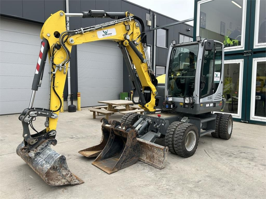 Wacker Neuson EW65 (8946) - حفارة على عجلات: صور 5 Wacker Neuson EW65 (8946) - حفارة على عجلات: صور 5