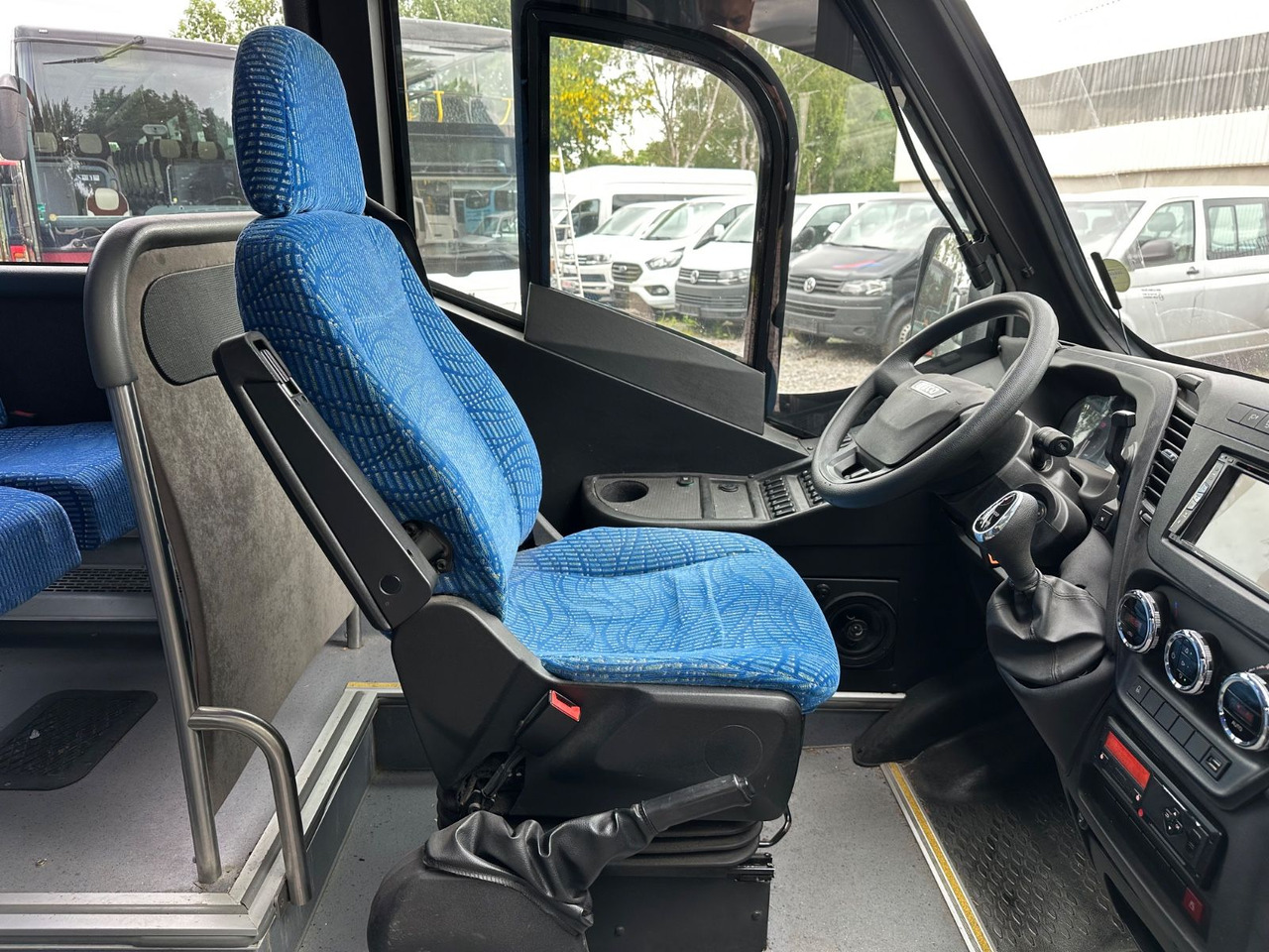 Iveco AN21 Atomic(MotorNeu*7.2t*Hecknied)Rapido Rosero - صغيرة, ميكروباص: صور 4 Iveco AN21 Atomic(MotorNeu*7.2t*Hecknied)Rapido Rosero - صغيرة, ميكروباص: صور 4