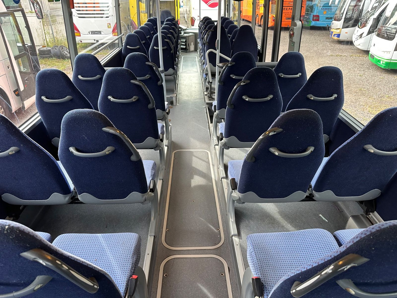 باص النقل بين المدن Mercedes-Benz O550 Integro (56 Sitze*Klima*Schalt): صور 21 باص النقل بين المدن Mercedes-Benz O550 Integro (56 Sitze*Klima*Schalt): صور 21