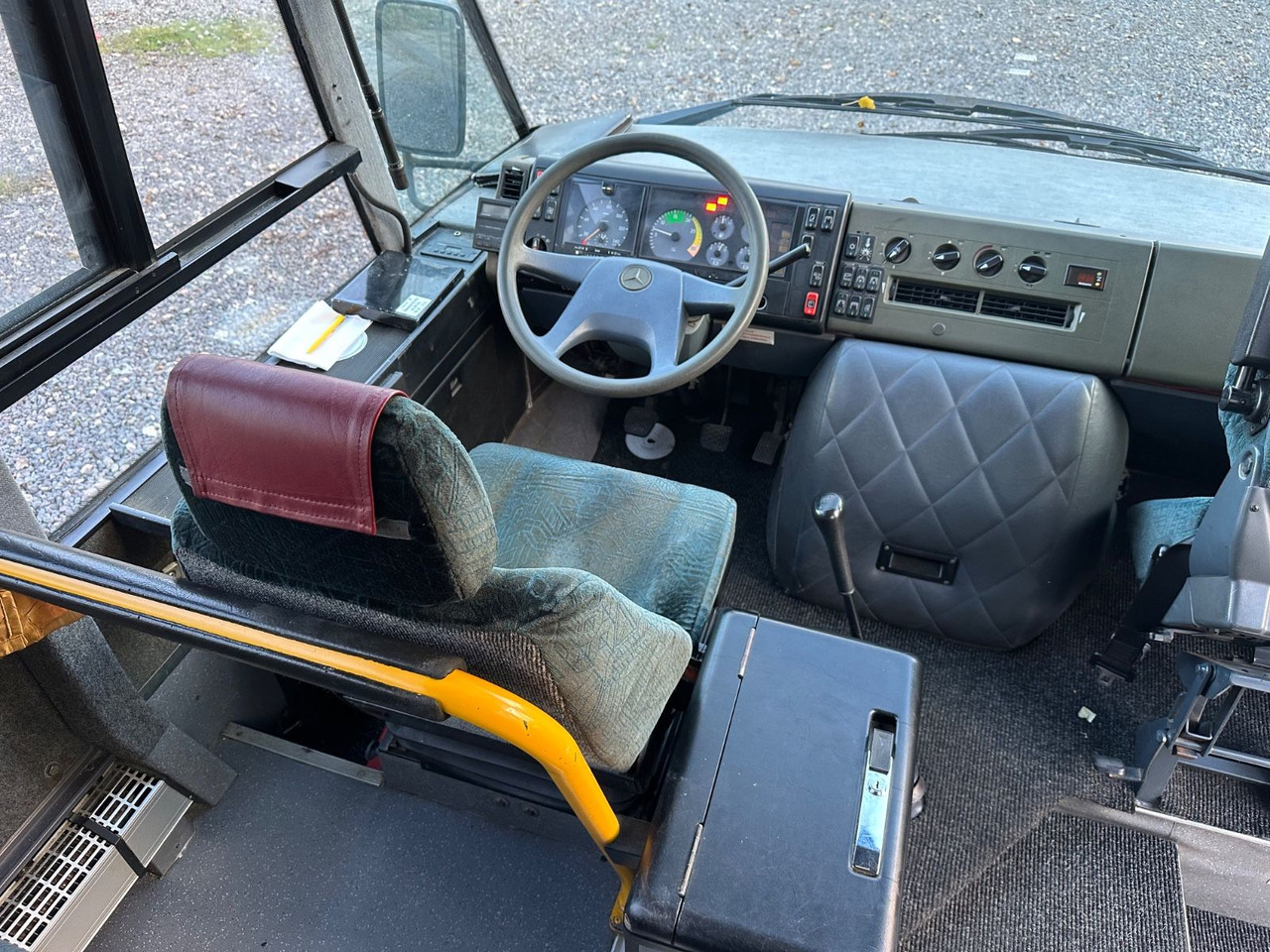 Mercedes-Benz O815 D Teamstar Auwärter (AC*7,49 t) - صغيرة, ميكروباص: صور 3 Mercedes-Benz O815 D Teamstar Auwärter (AC*7,49 t) - صغيرة, ميكروباص: صور 3