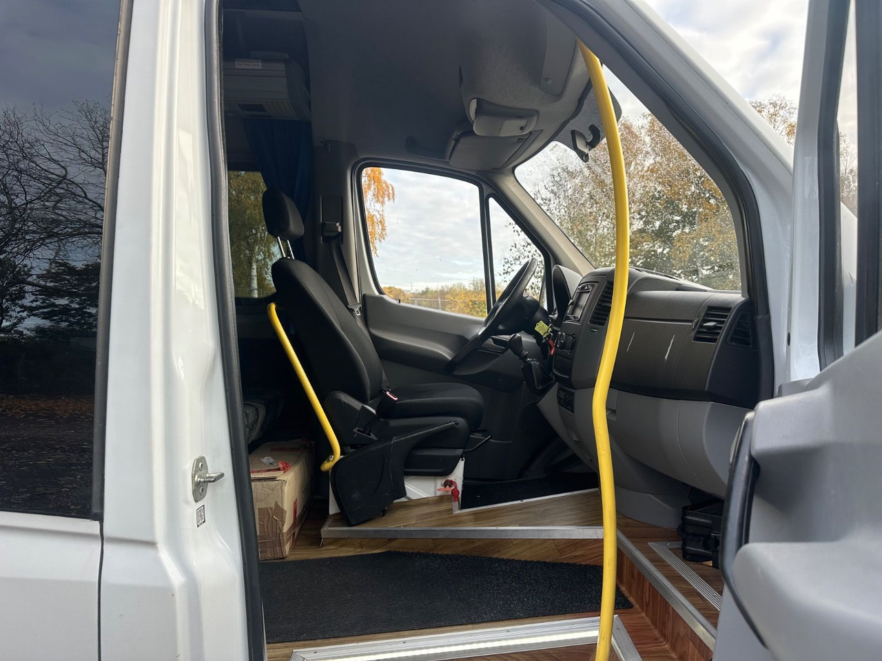 تأجير Mercedes-Benz Sprinter 516 CDi (DE*Klima*23 Reisesitze) Mercedes-Benz Sprinter 516 CDi (DE*Klima*23 Reisesitze): صور 10 تأجير Mercedes-Benz Sprinter 516 CDi (DE*Klima*23 Reisesitze) Mercedes-Benz Sprinter 516 CDi (DE*Klima*23 Reisesitze): صور 10